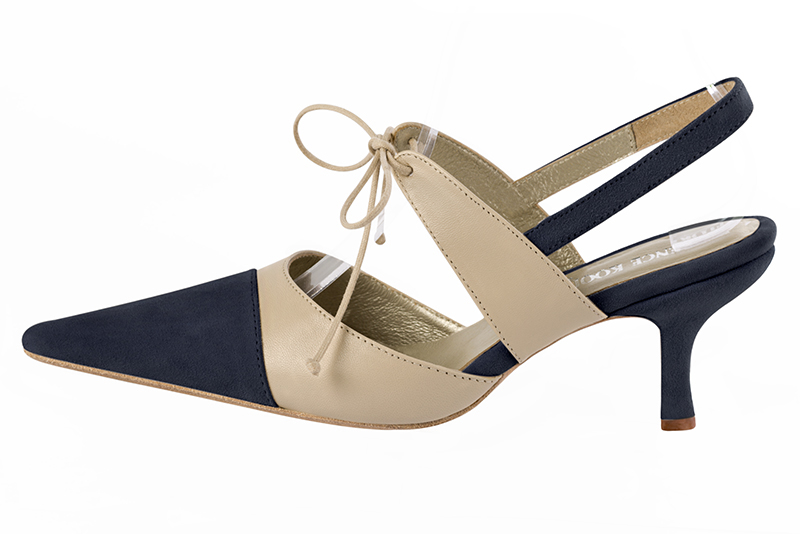 Navy blue and champagne beige women's open back shoes, with an instep strap. Pointed toe. High slim heel. Profile view - Florence KOOIJMAN